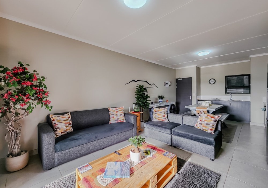 2 Bedroom Property for Sale in Protea Heights Western Cape